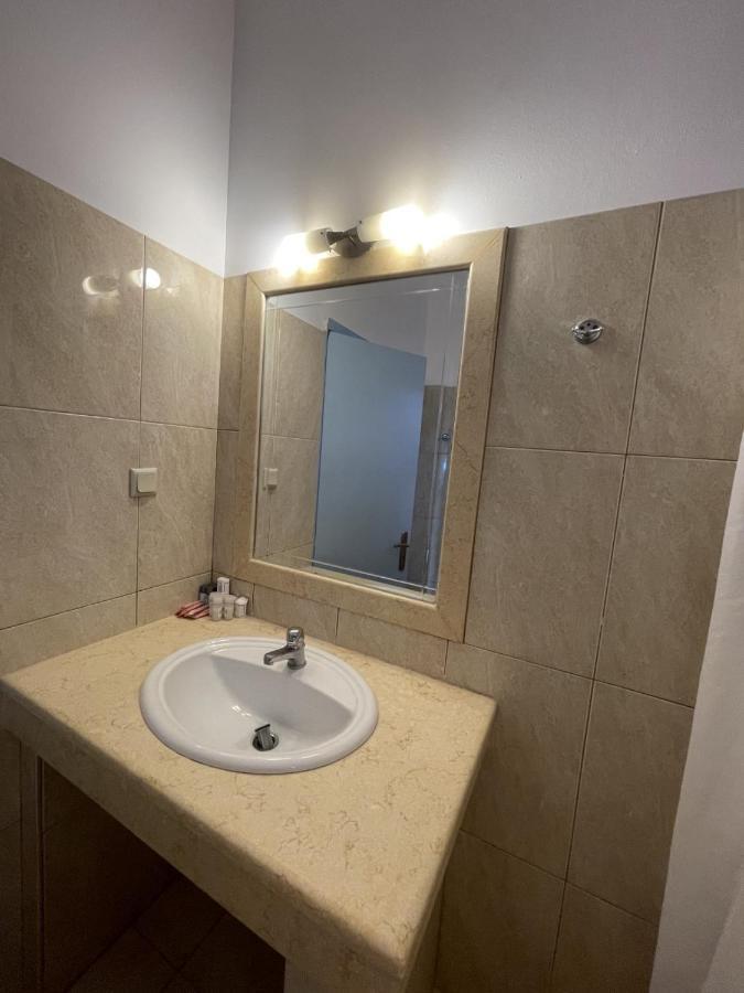 Christina Hotel Mesongí المظهر الخارجي الصورة